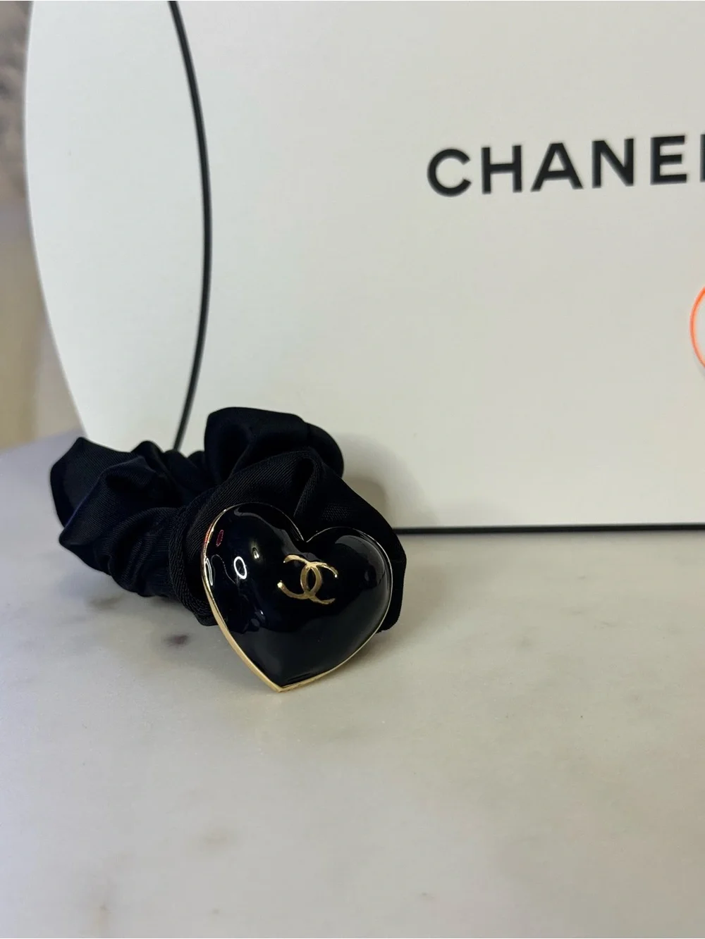 CHANEL Beauté Gift Set: Camellia Hair Accessory Set
